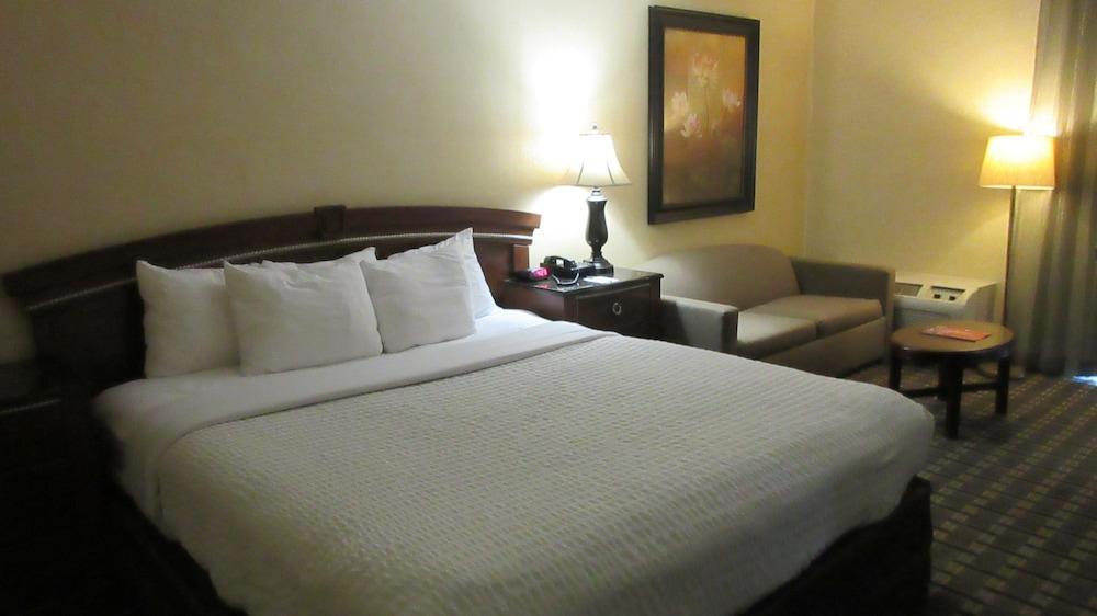 Clarion Inn Conference Center โมเดสโต ภายนอก รูปภาพ